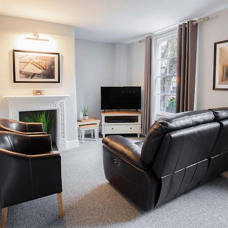 The Green Leaf Apartment Бат Экстерьер фото